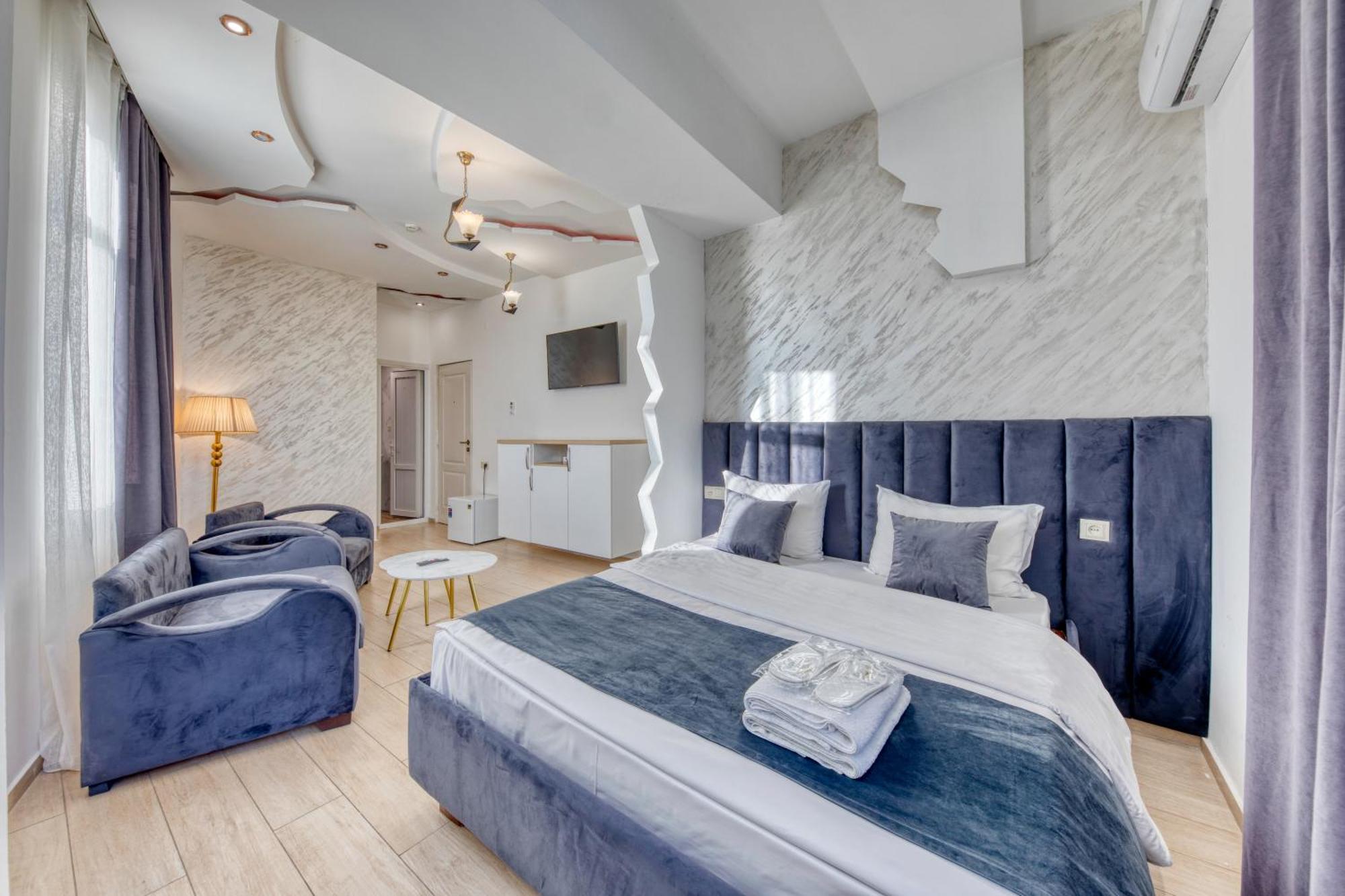 Aleppo Hotel Jereván Kültér fotó